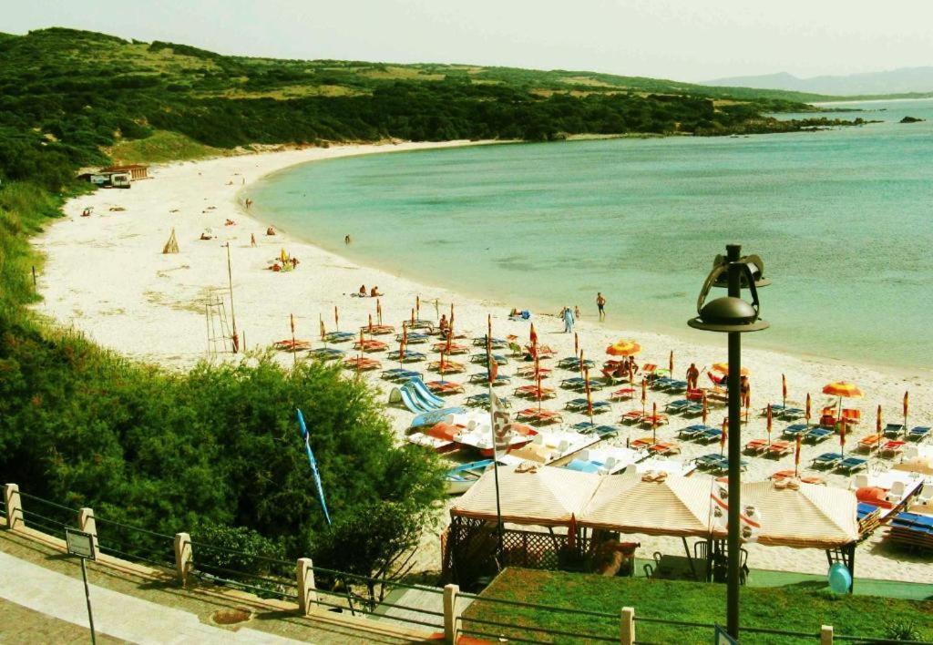 Borgo Spiaggia Изола Роса Екстериор снимка